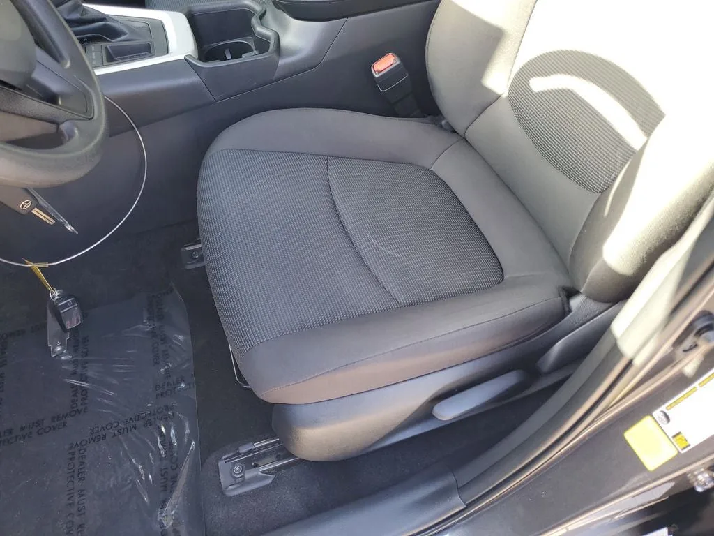 2024 Toyota RAV4 LE photo 19
