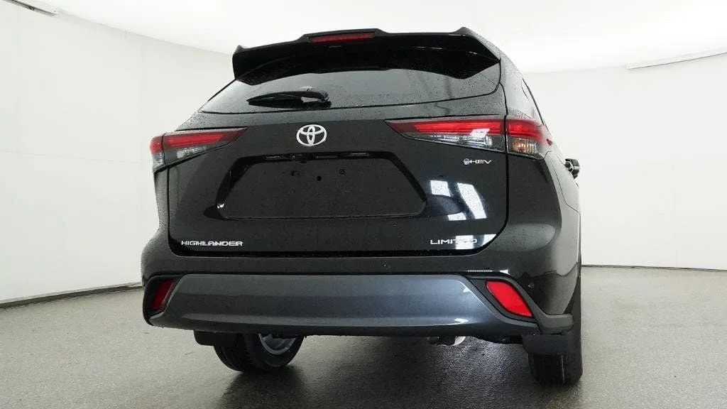 2026 Toyota Highlander Hybrid Limited photo 23