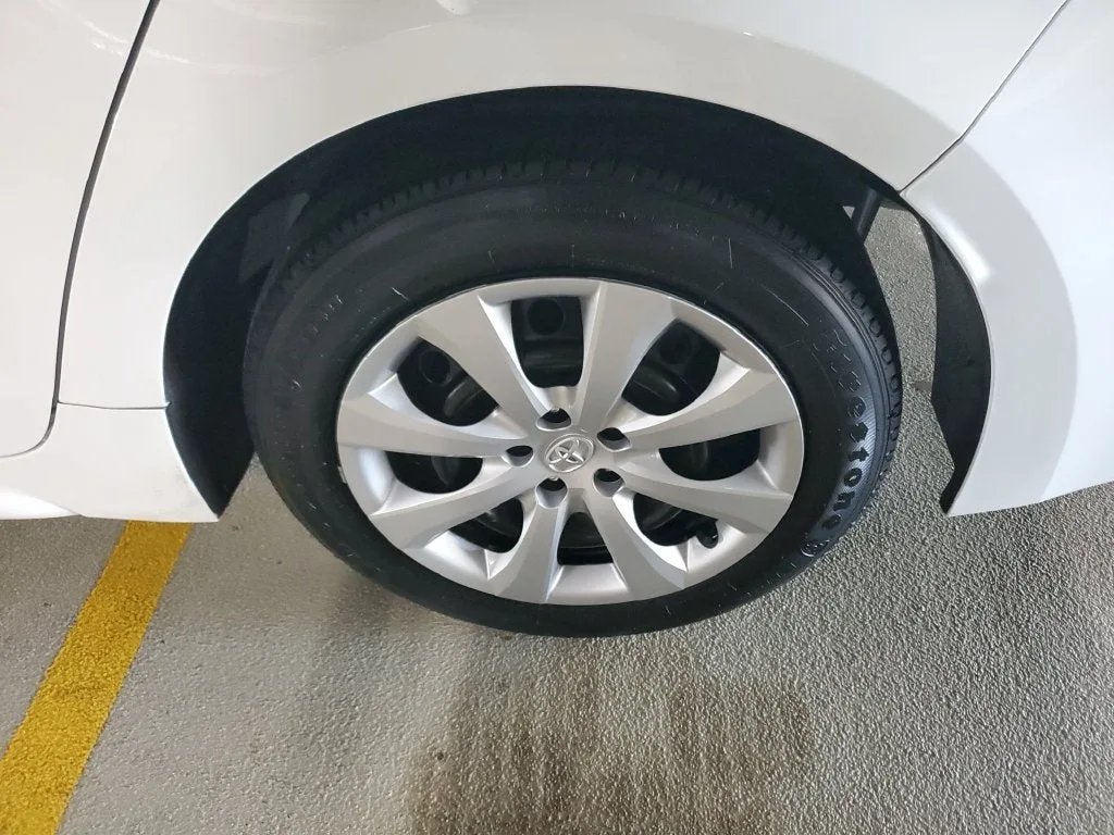 2024 Toyota Corolla LE photo 7