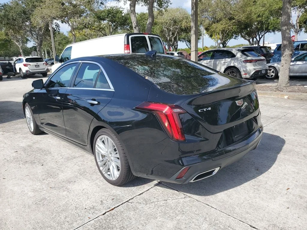 2022 Cadillac CT4 Premium Luxury photo 2