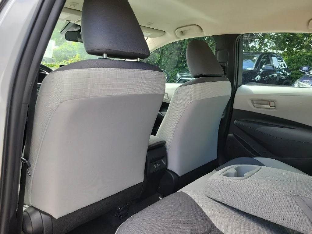 2024 Toyota Corolla LE photo 11
