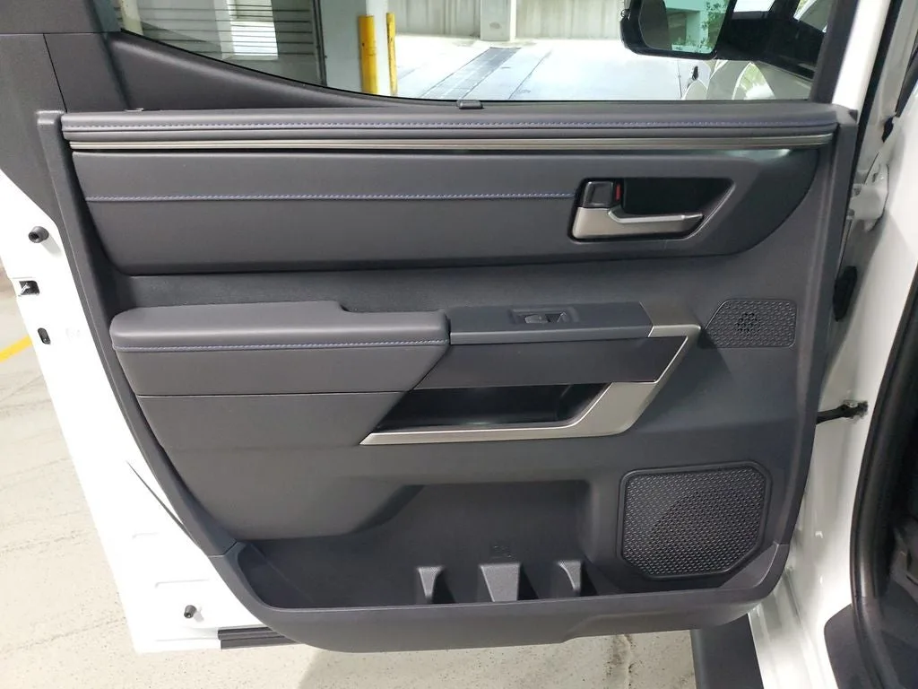 2026 Toyota Tundra Platinum photo 10