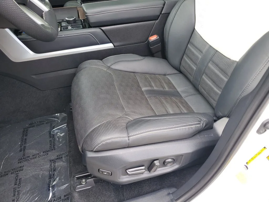 2025 Toyota Sequoia Capstone photo 20