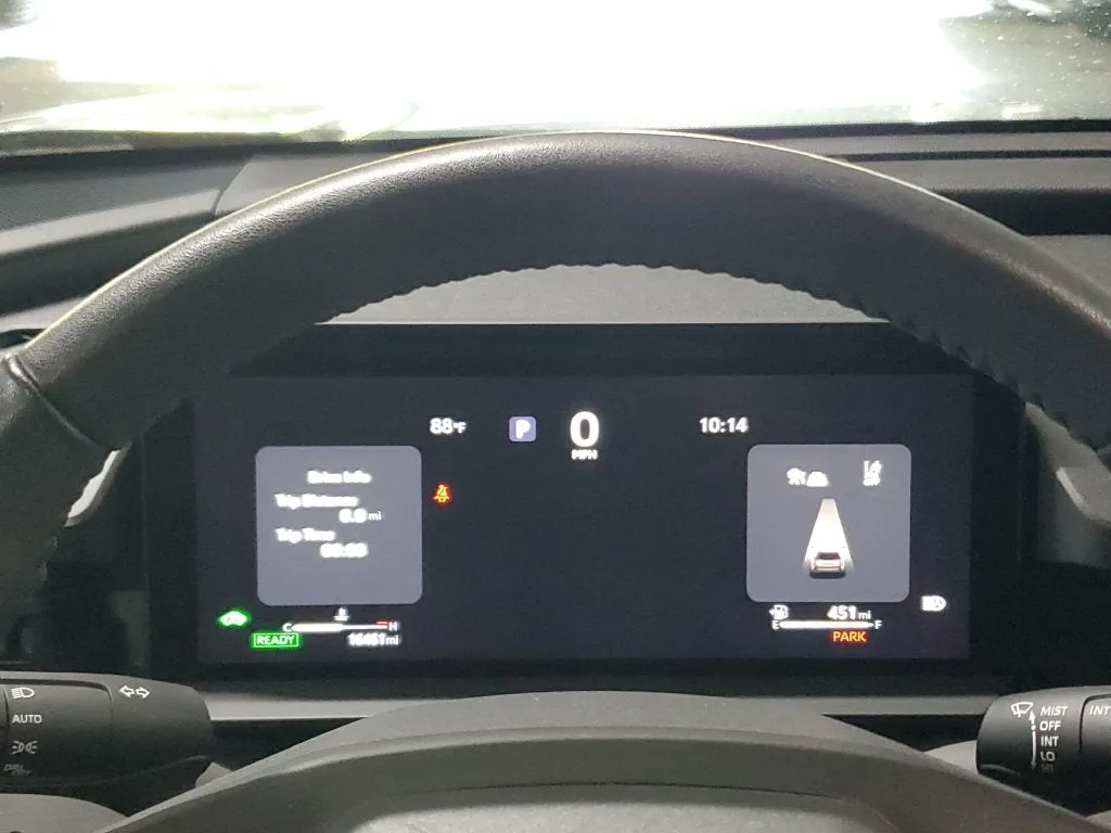 2026 Toyota RAV4 XLE Premium photo 24