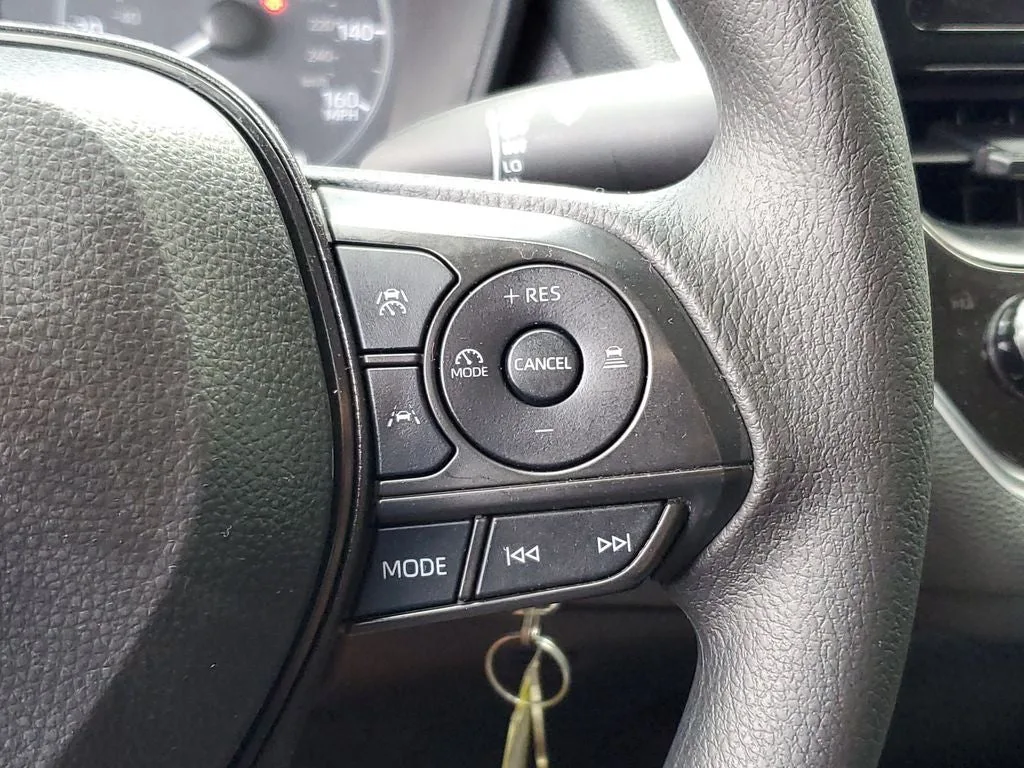 2024 Toyota Corolla LE photo 24
