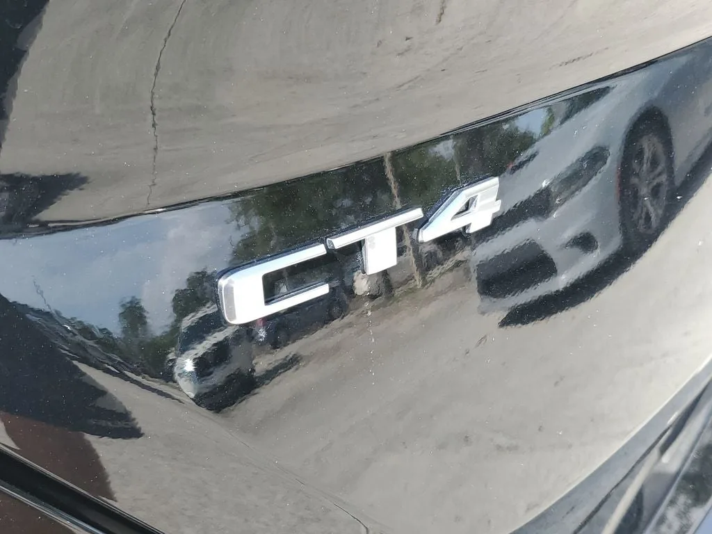 2022 Cadillac CT4 Premium Luxury photo 3