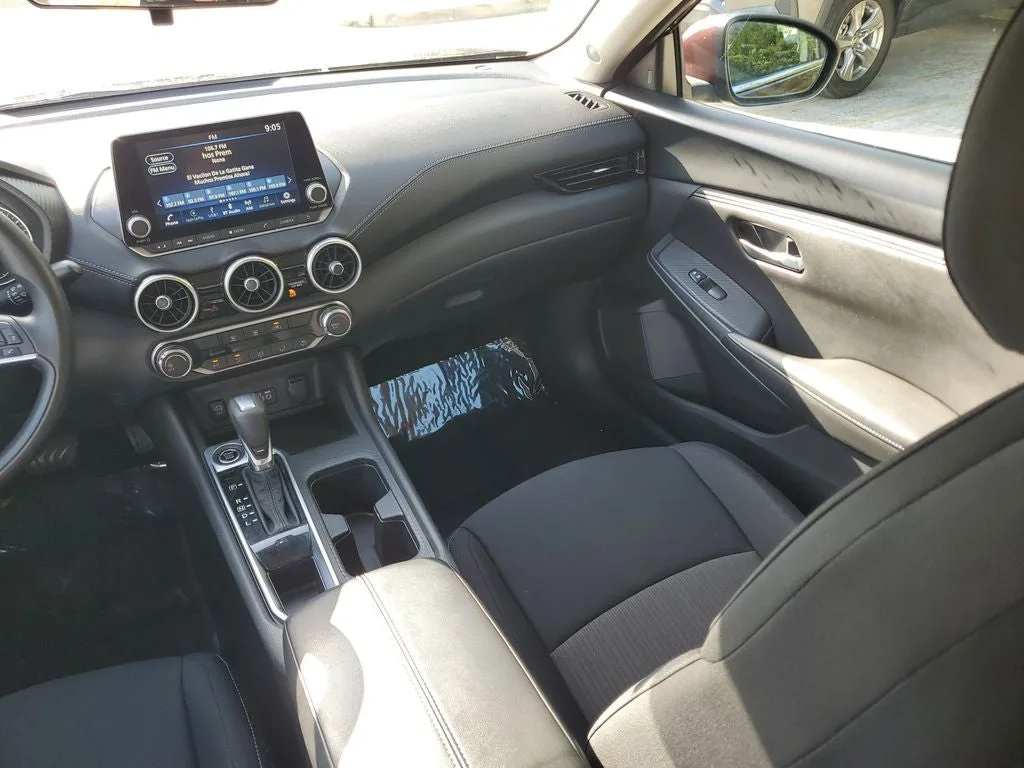 2024 Nissan Sentra SV photo 16