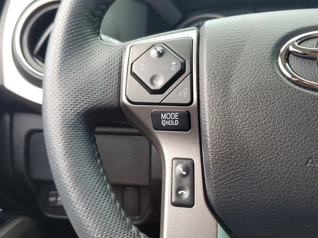 2022 Toyota Tacoma SR5 V6 photo 23