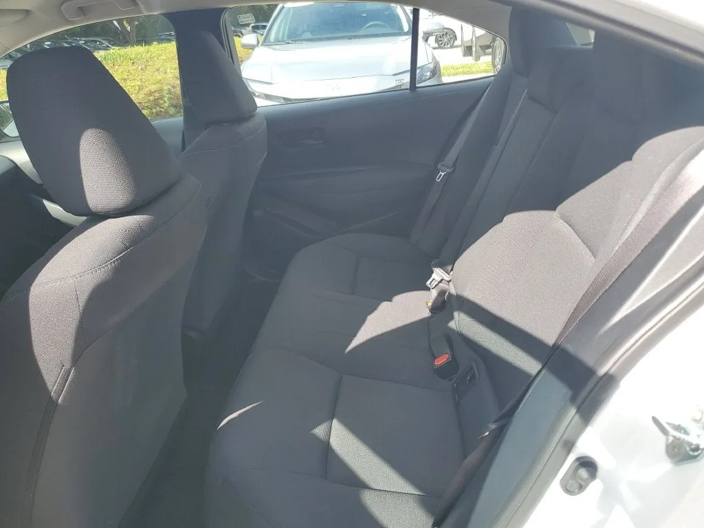 2024 Toyota Corolla LE photo 10