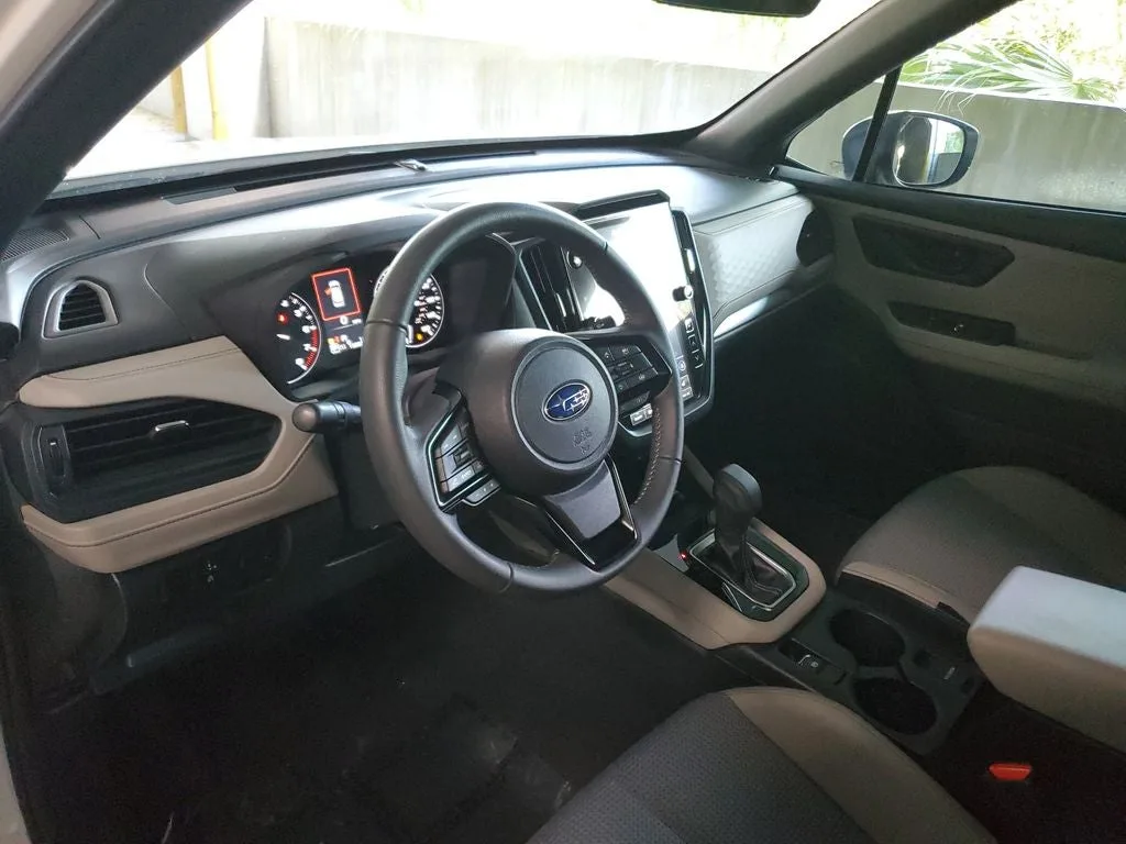 2025 Subaru Forester Premium photo 21