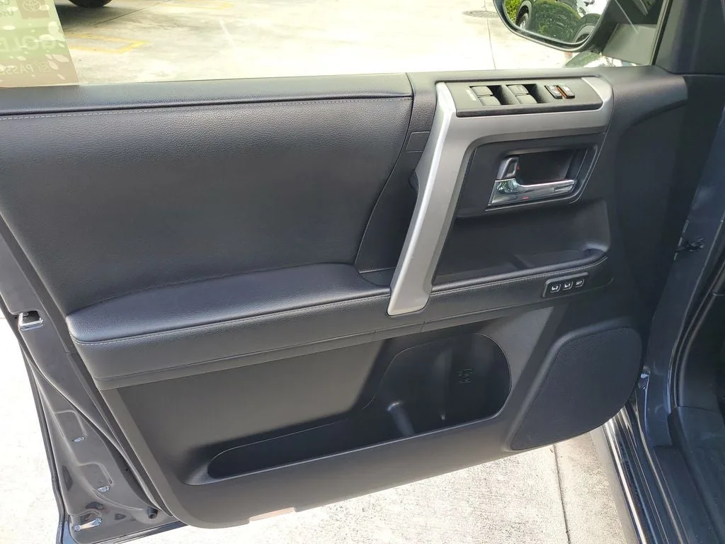 2024 Toyota 4Runner Limited photo 17