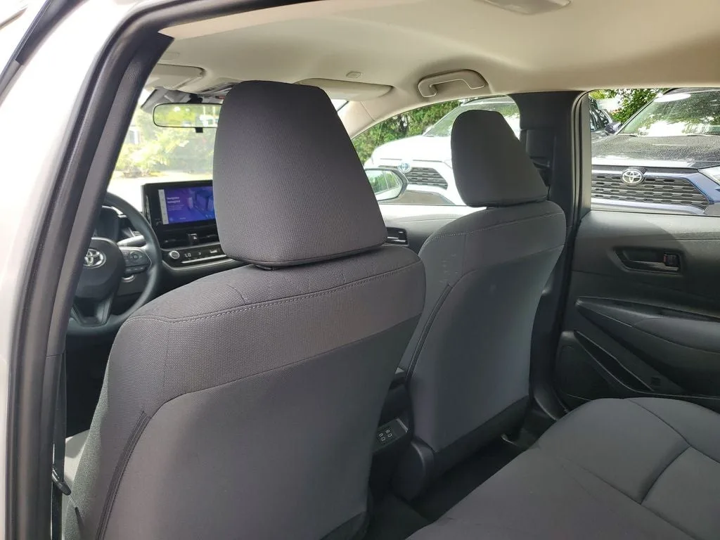 2023 Toyota Corolla LE photo 12