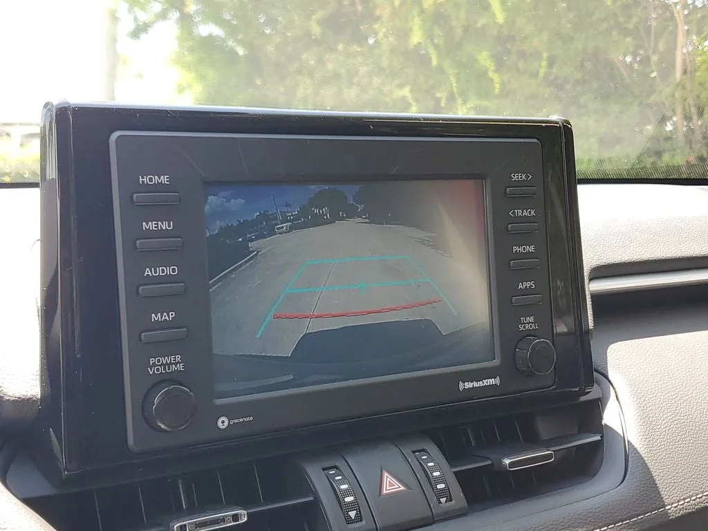 2022 Toyota RAV4 XLE Premium photo 29