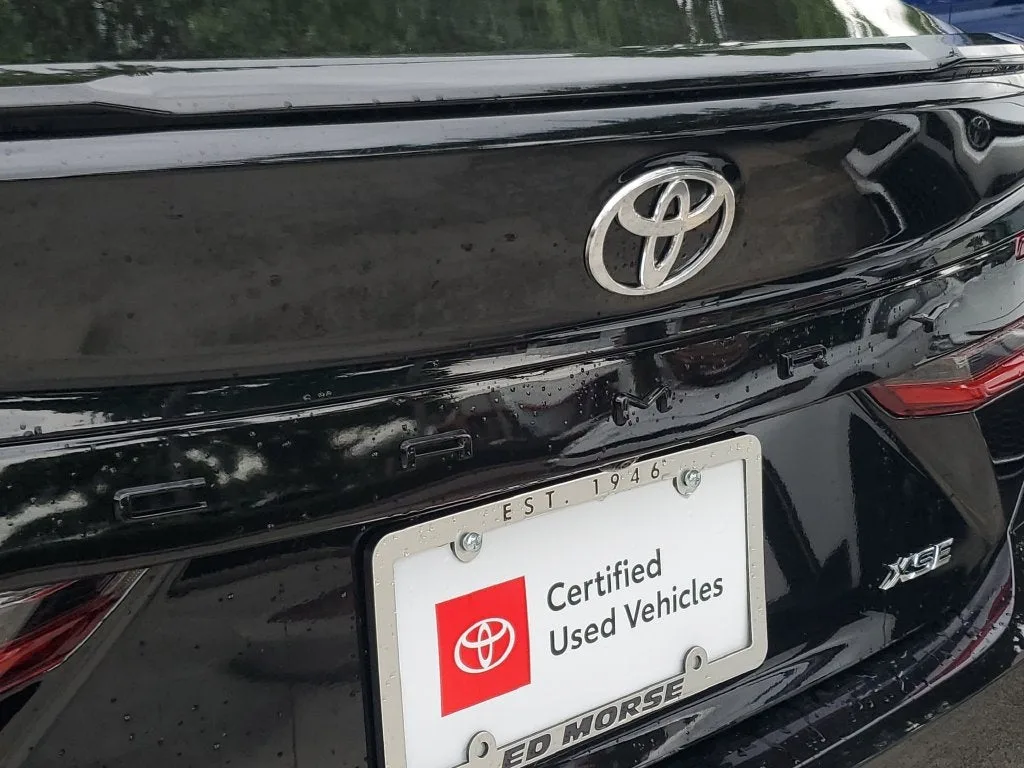 2025 Toyota Camry XSE photo 9