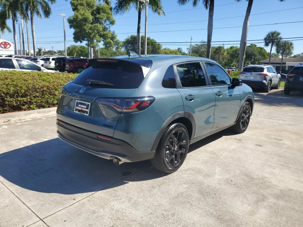 2024 Honda HR-V Sport photo 4