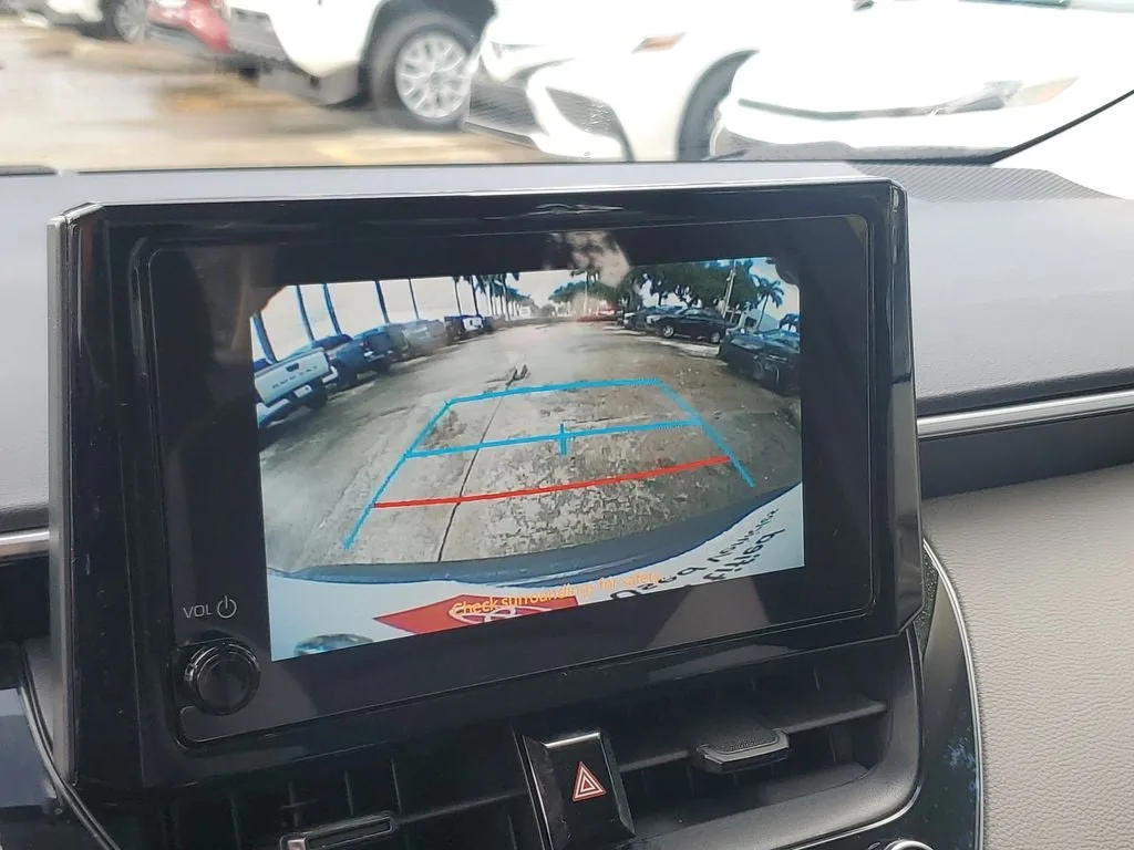 2024 Toyota Corolla LE photo 27