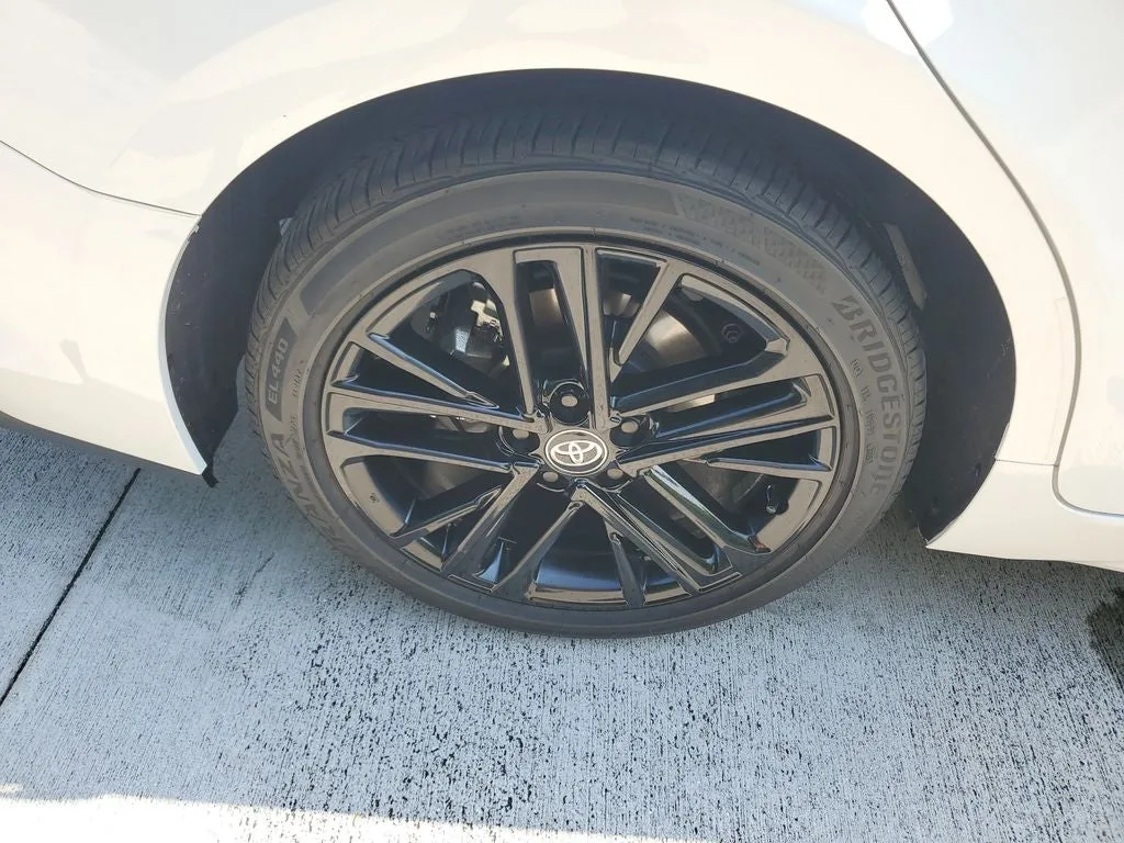2026 Toyota Camry SE photo 6