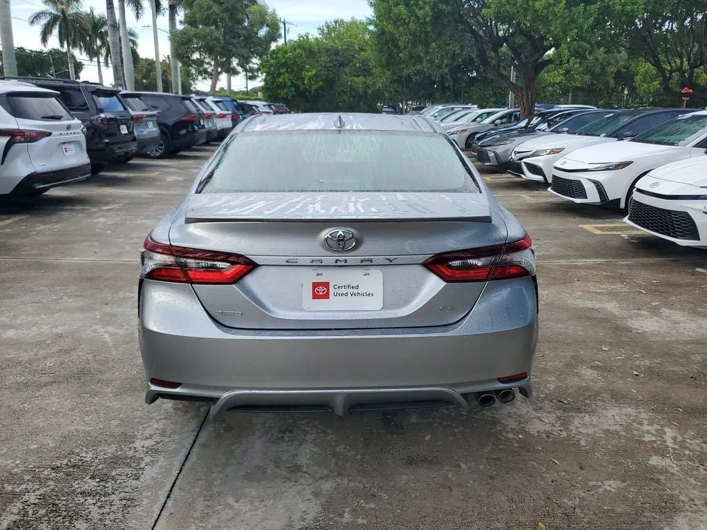 2024 Toyota Camry SE photo 5