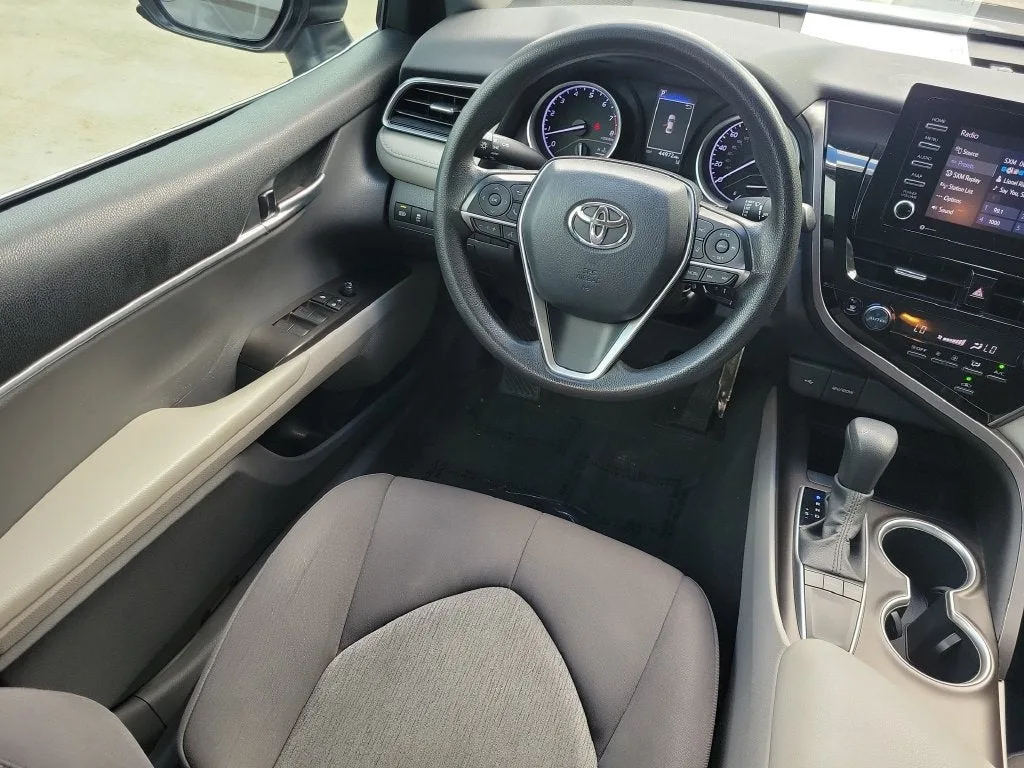 2023 Toyota Camry LE photo 14