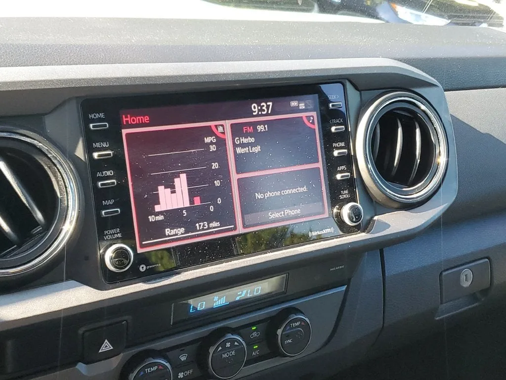 2022 Toyota Tacoma TRD Sport V6 photo 24