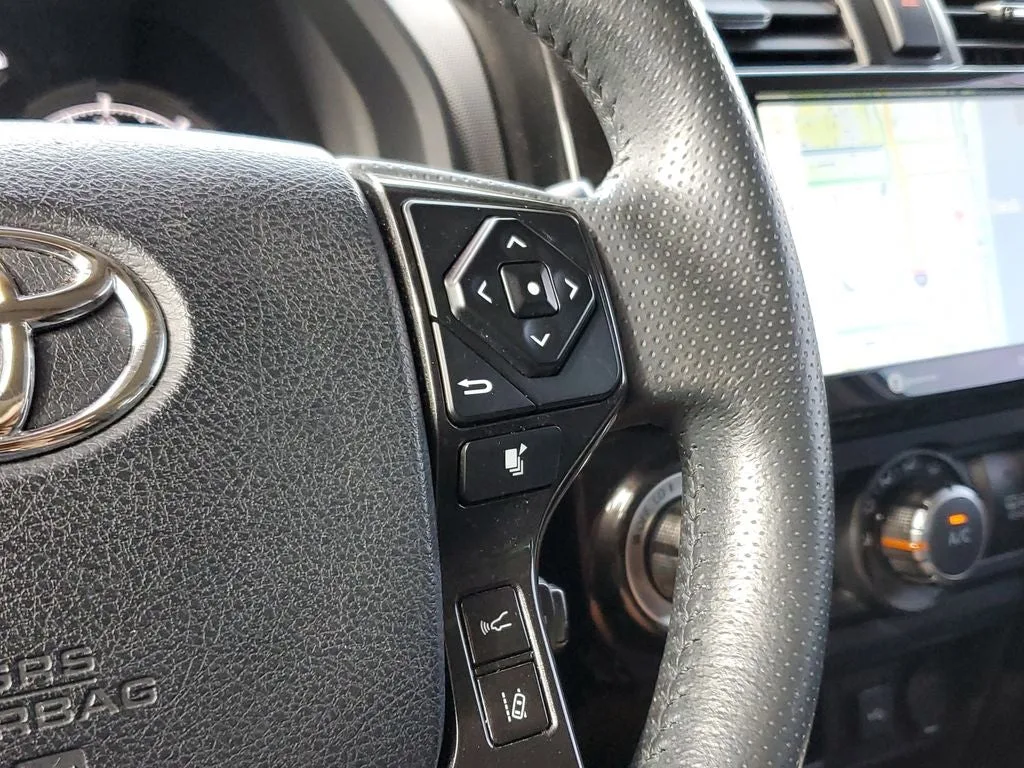 2021 Toyota 4Runner TRD Off-Road Premium photo 24