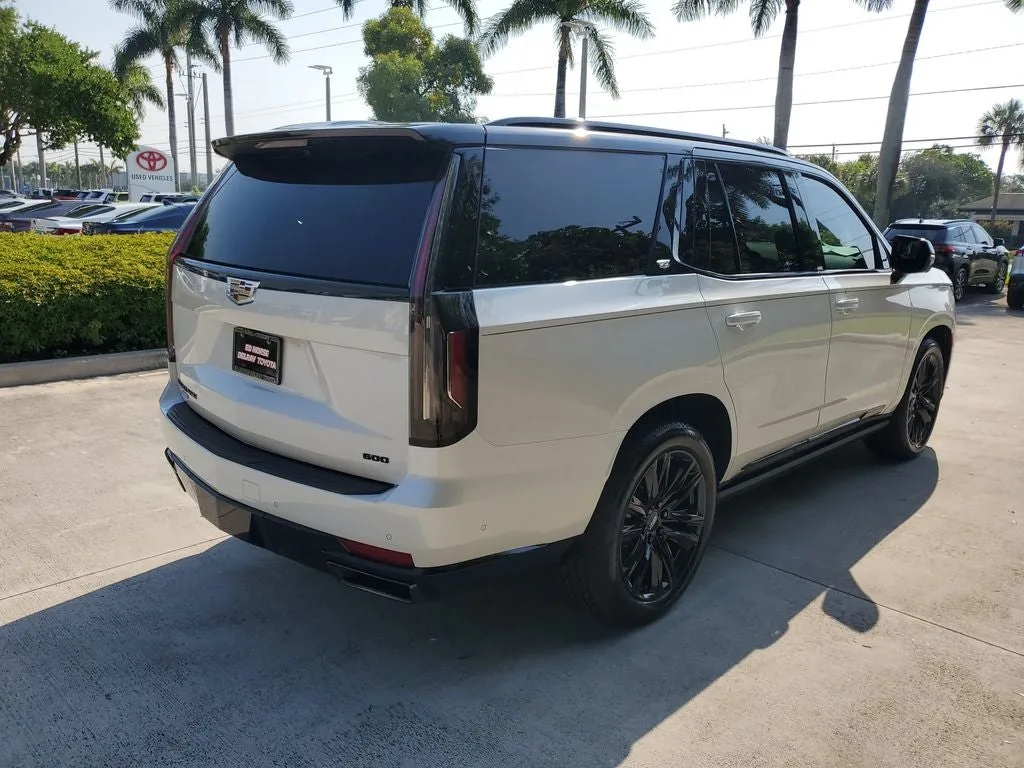 2024 Cadillac Escalade Sport Platinum photo 4