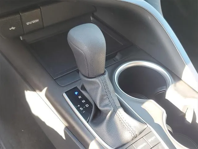 2023 Toyota Camry LE photo 30