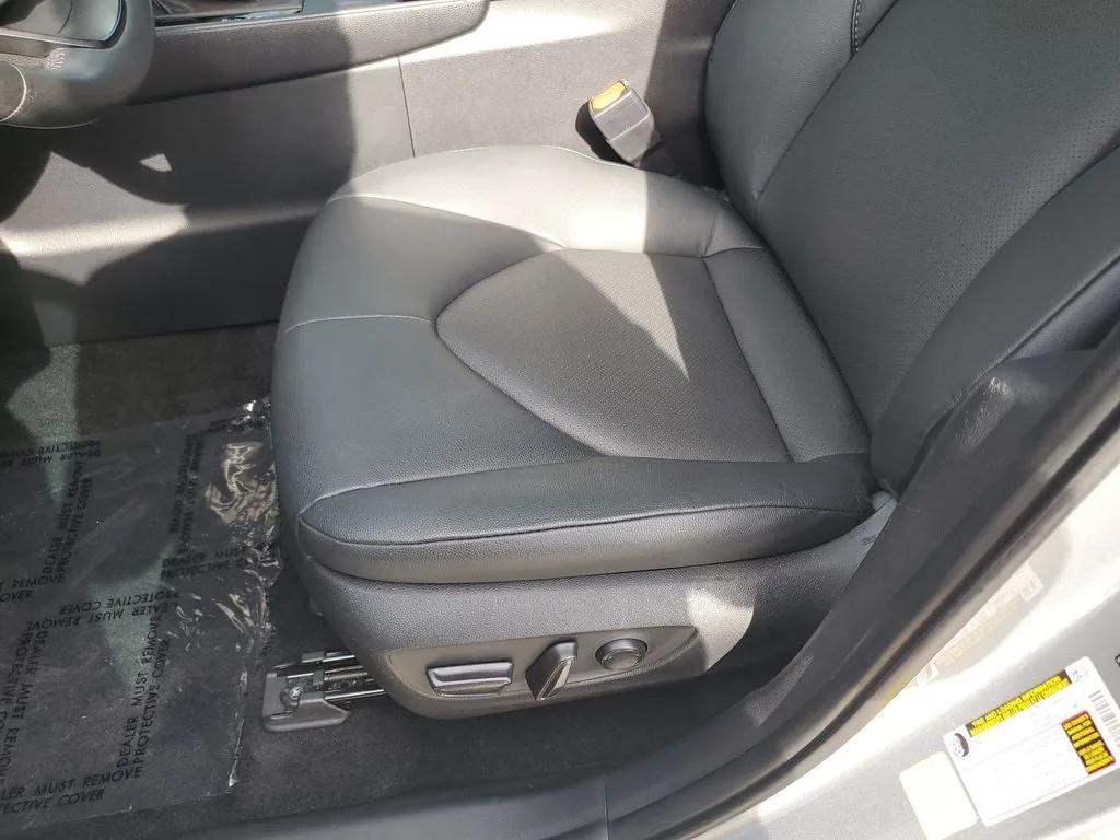 2024 Toyota Grand Highlander XLE photo 21