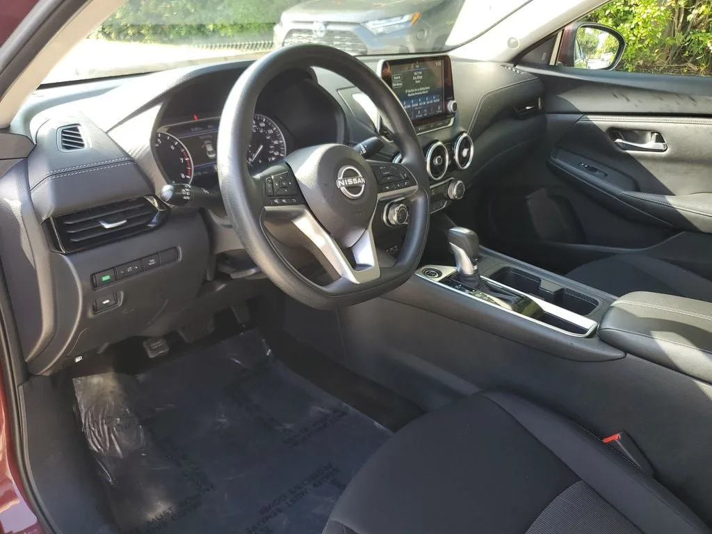 2024 Nissan Sentra SV photo 21