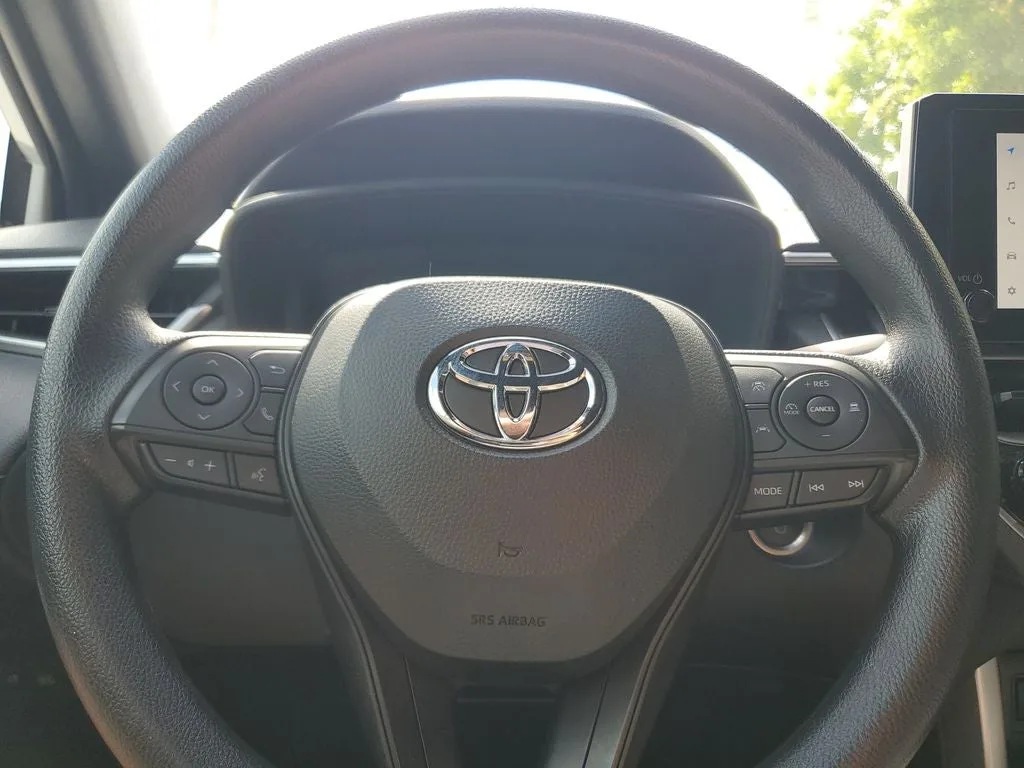 2023 Toyota Corolla Cross Hybrid S photo 22
