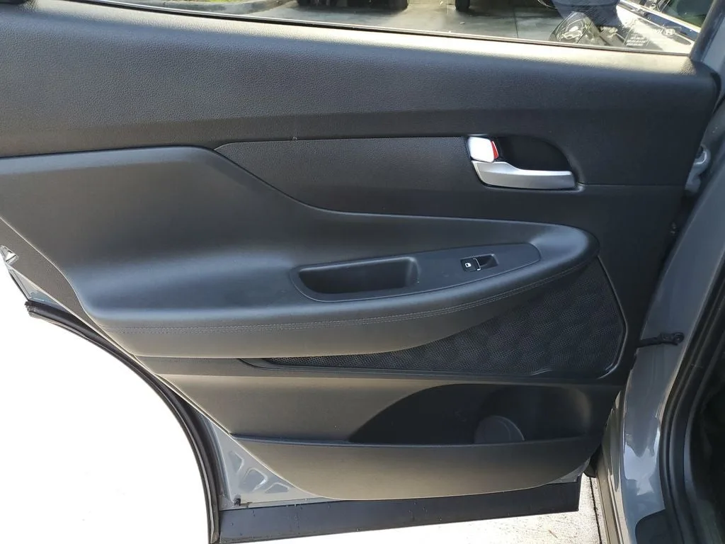 2023 Hyundai Santa Fe SEL photo 11