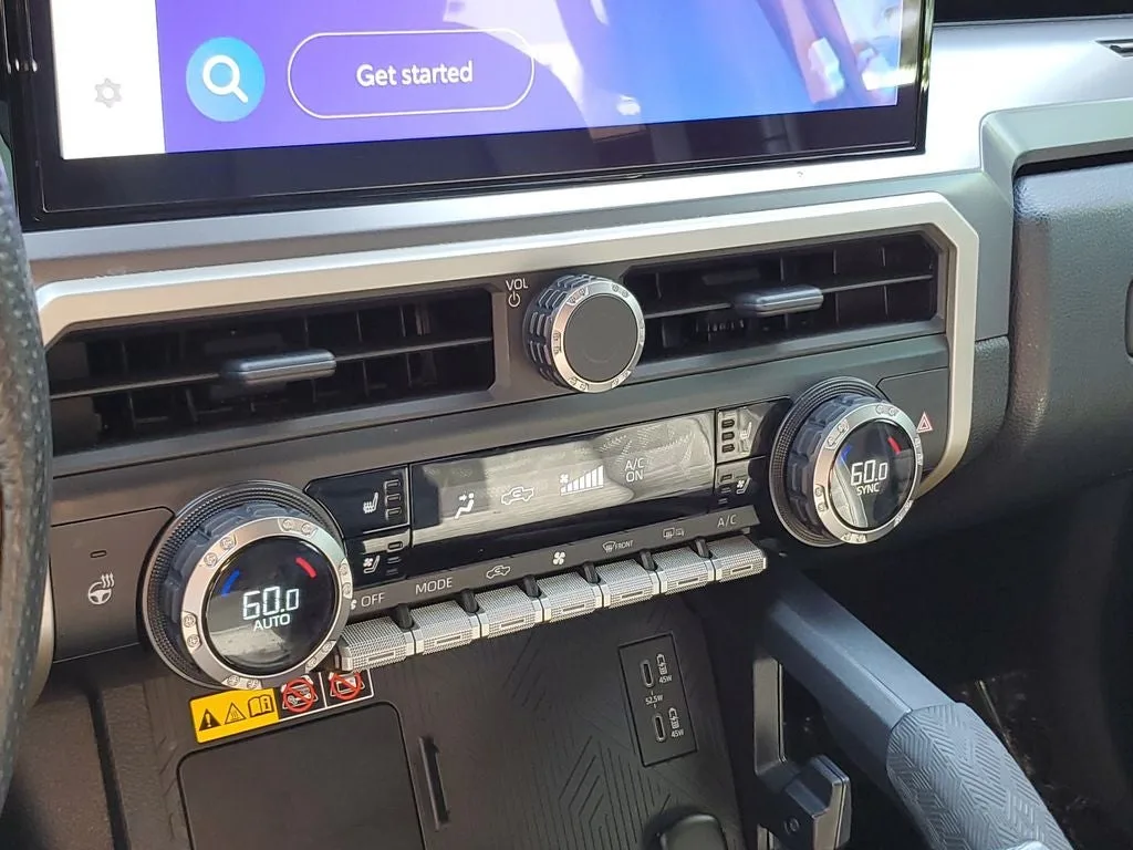 2024 Toyota Tacoma TRD Off-Road photo 29