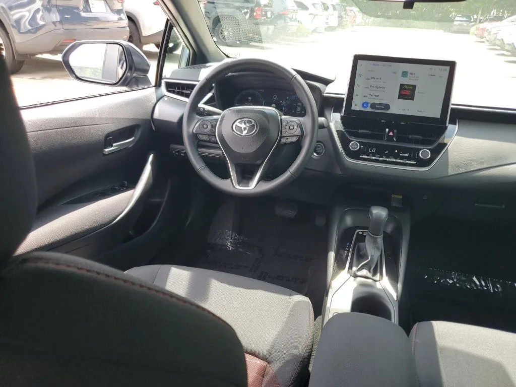 2026 Toyota Corolla SE photo 14