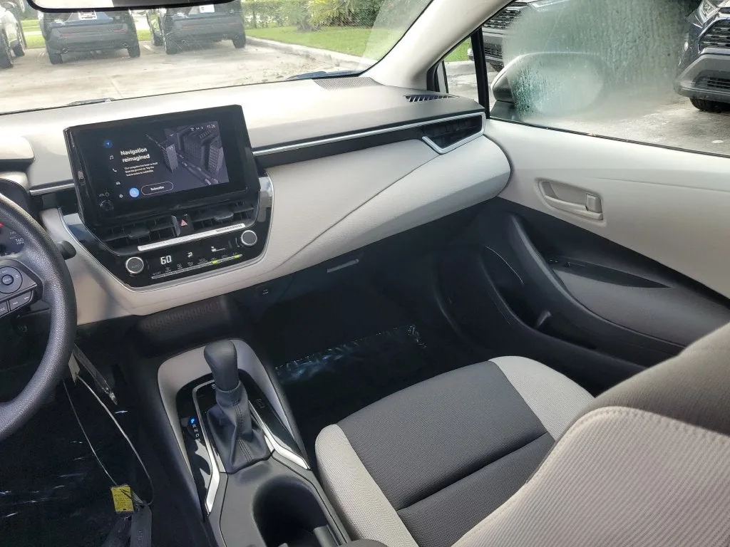 2024 Toyota Corolla LE photo 16
