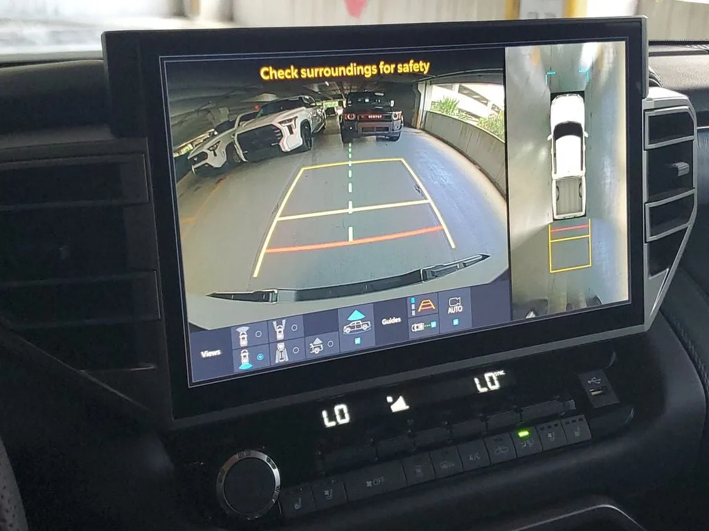 2026 Toyota Tundra Platinum photo 27