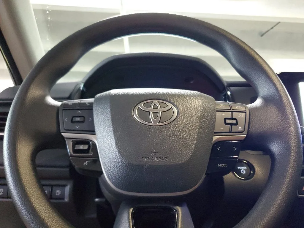2026 Toyota Camry LE photo 22