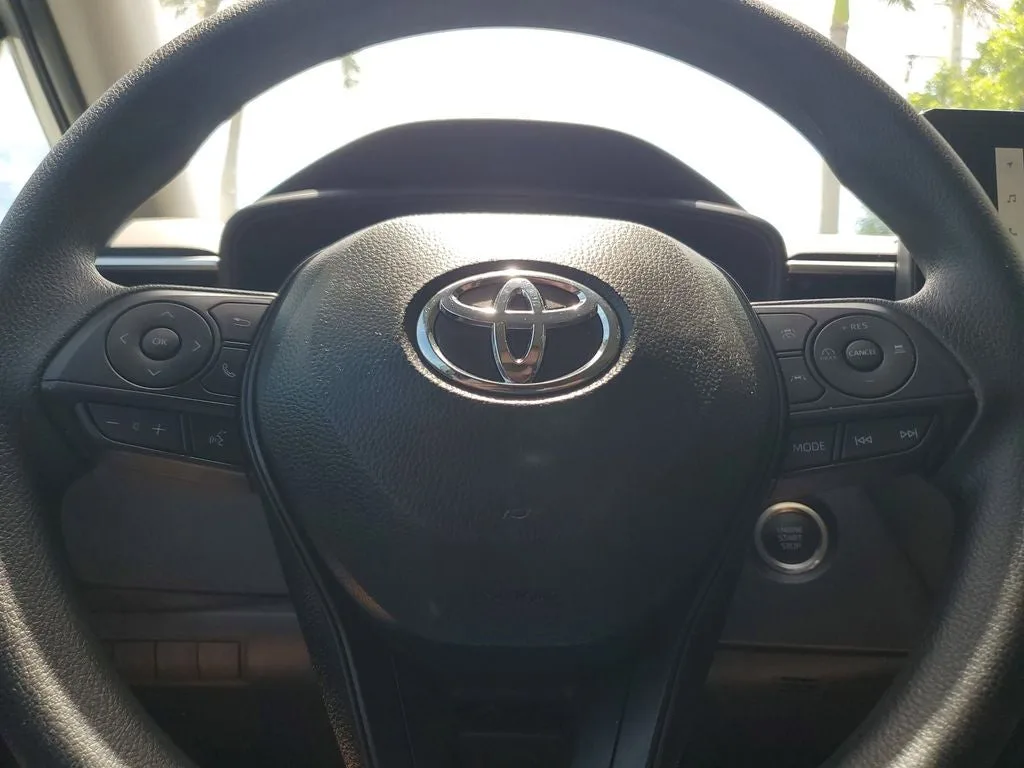 2024 Toyota Corolla LE photo 22