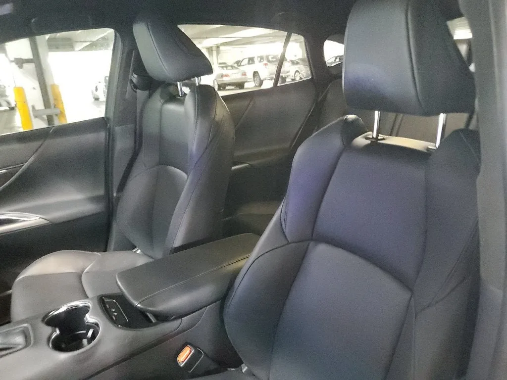 2023 Toyota Venza Nightshade photo 20