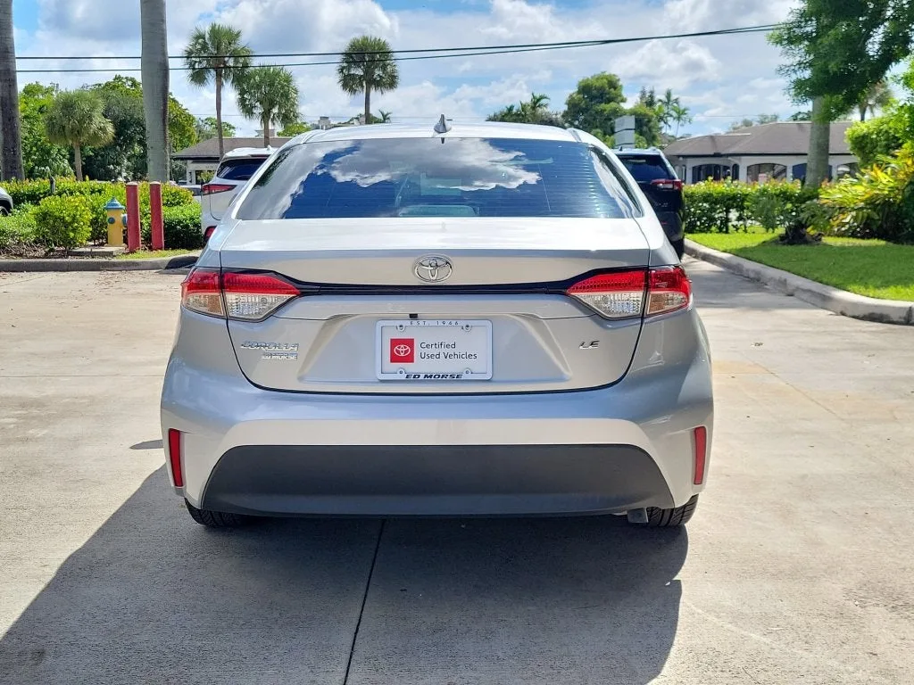 2024 Toyota Corolla LE photo 5