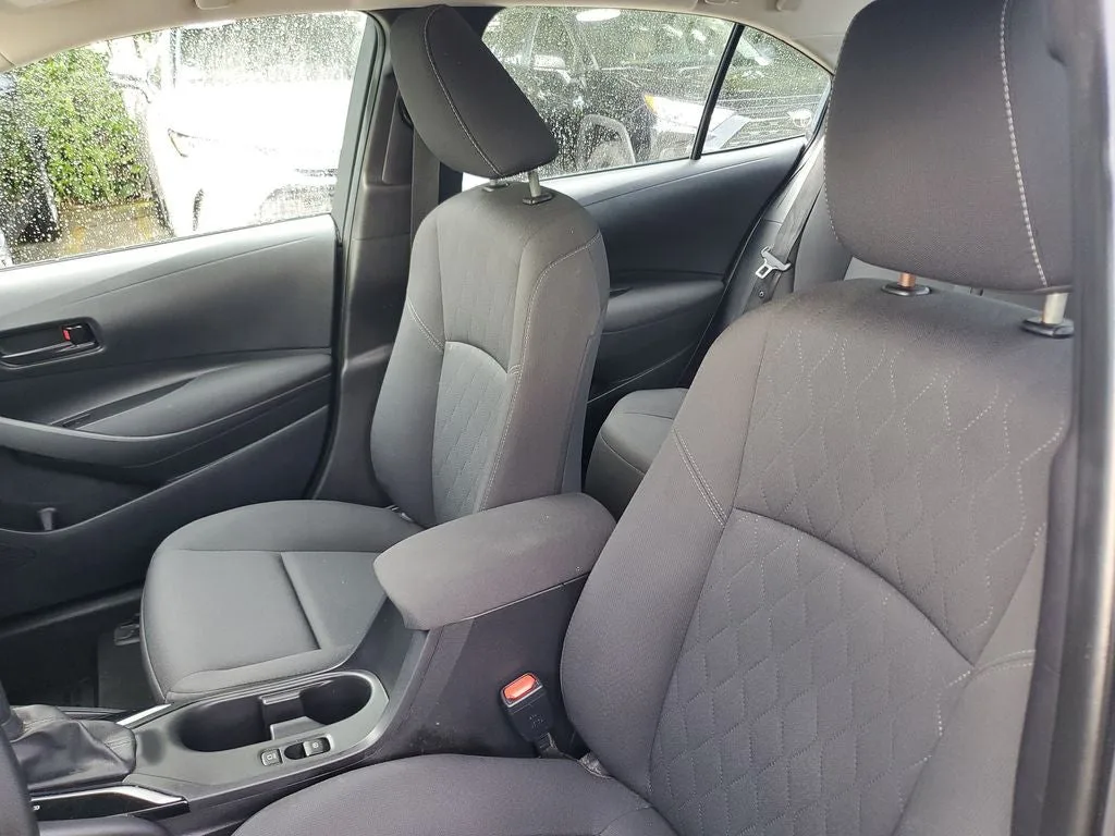 2024 Toyota Corolla LE photo 19