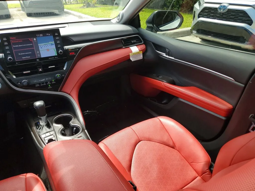 2024 Toyota Camry XSE V6 photo 13