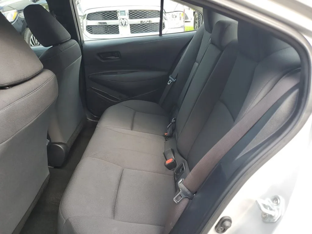 2024 Toyota Corolla LE photo 11
