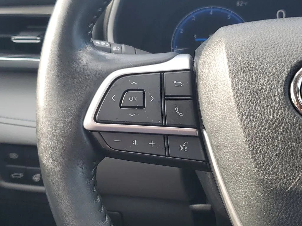 2023 Toyota Highlander Limited photo 25