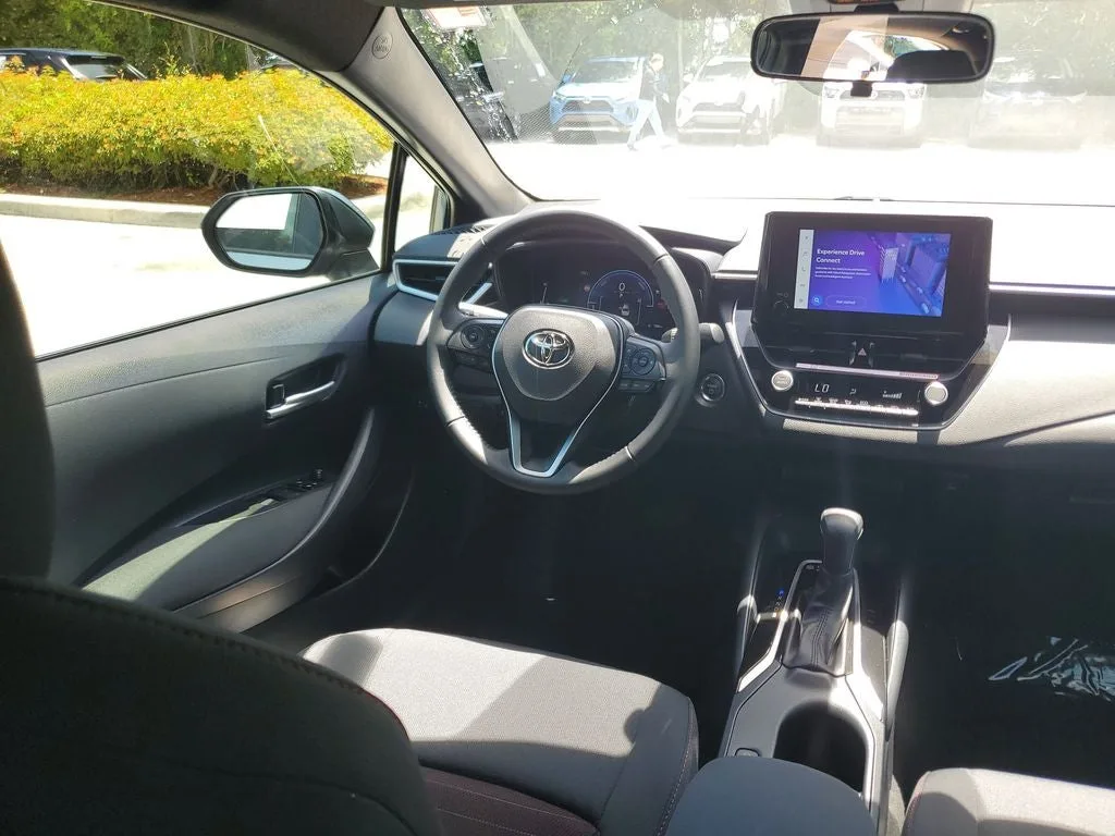 2026 Toyota Corolla Hybrid SE photo 14