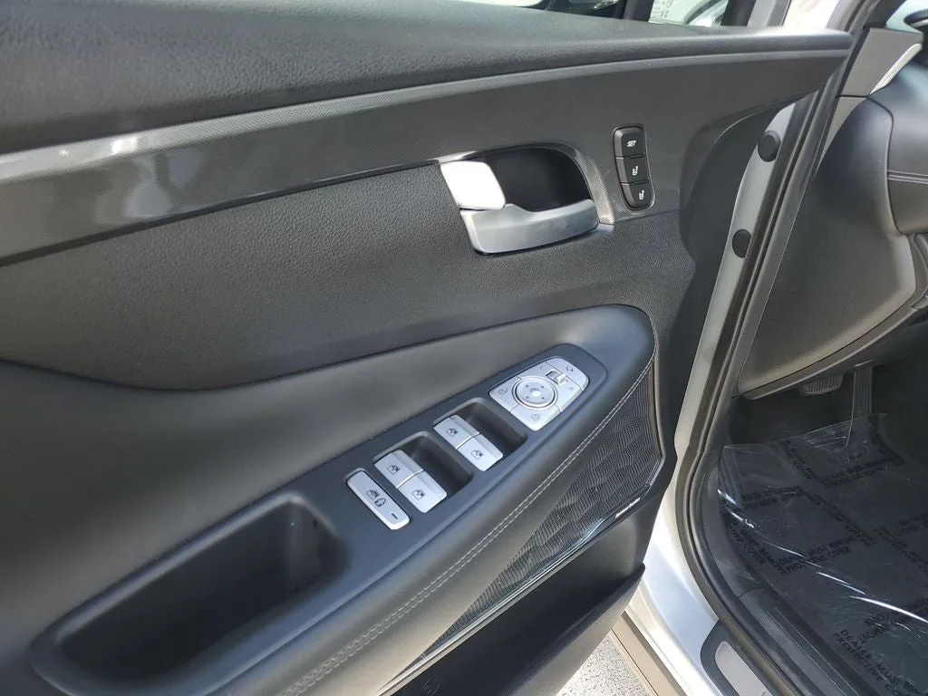 2023 Hyundai Santa Fe Calligraphy photo 20