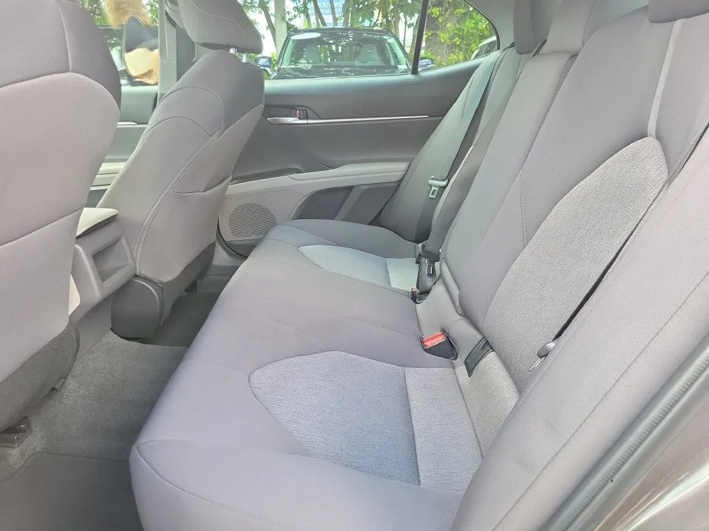 2023 Toyota Camry LE photo 12