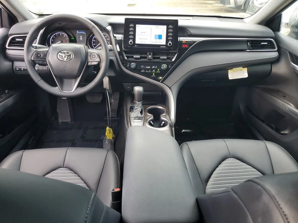 2024 Toyota Camry SE photo 15