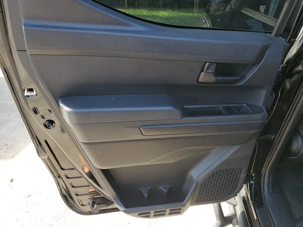 2024 Toyota Tacoma SR5 photo 11