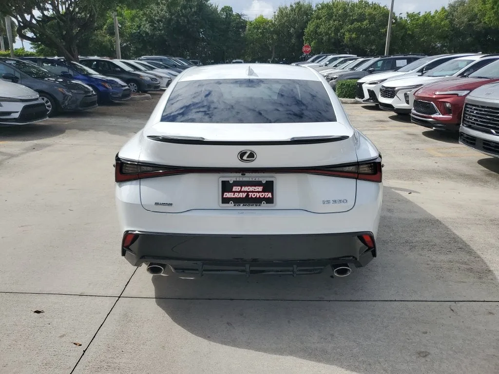 2024 Lexus IS 350 F SPORT Design photo 5
