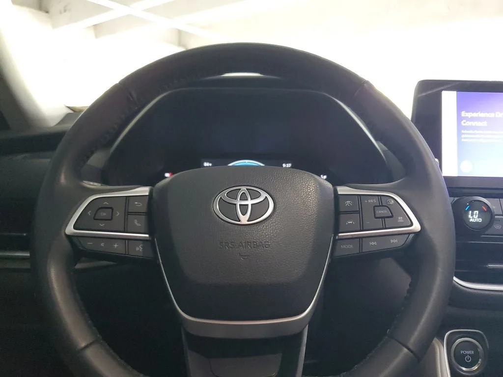 2025 Toyota Grand Highlander Hybrid XLE photo 24